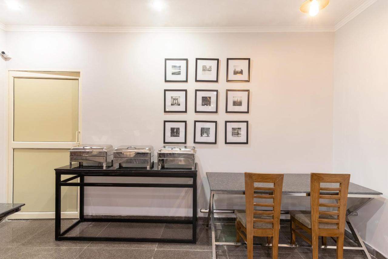 Oyo Flagship Santhi Grand 호텔 비자야와다 외부 사진